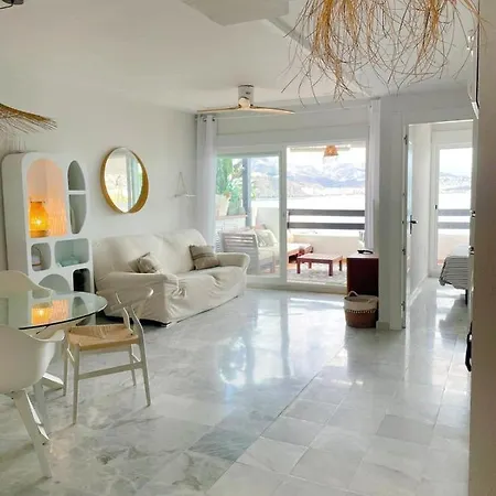 Marina Sunrise Apartment